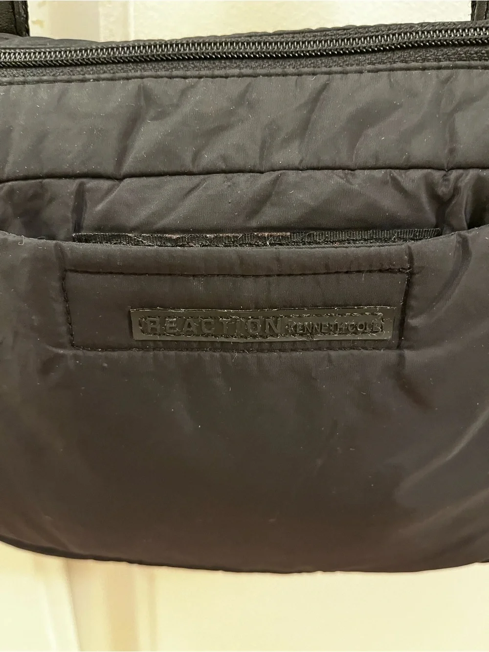 Reaction Kenneth Cole Black Quilted Messenger Bag